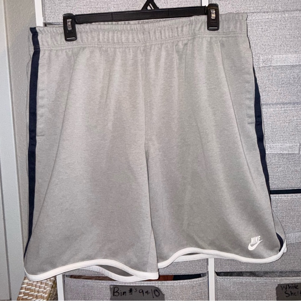 Nike XXL shorts possibly vintage